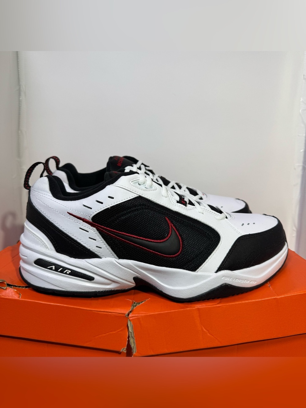 Nike Air Monarch IV 4E Wide White Black Varsity Red 416355-101 Size 13 New W/Box